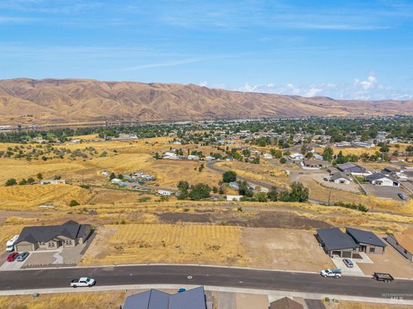 1690 Bennett Hill Drive, Clarkston, WA 99403