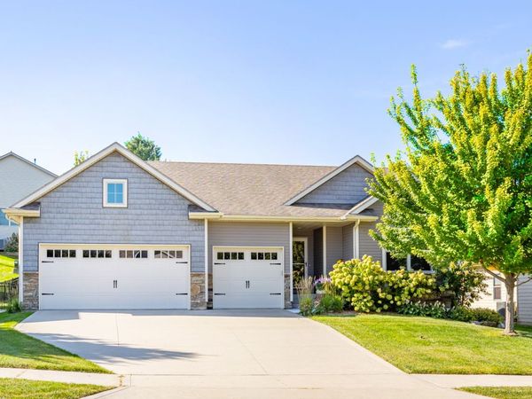 526 Crescent Lane , Norwalk, IA 50211