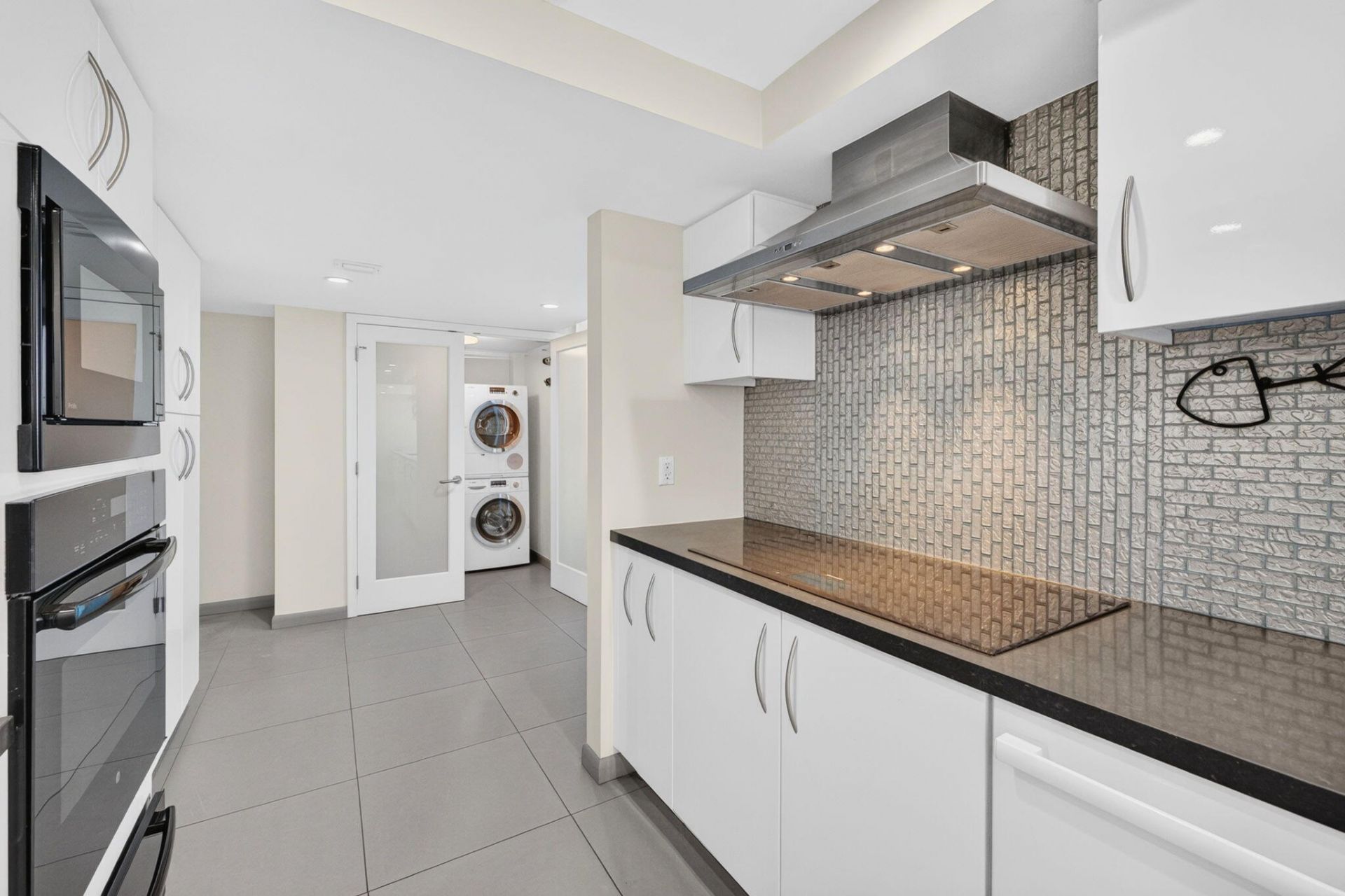 777 Bayshore Drive, Unit 701, Fort Lauderdale, FL 33304 Photo