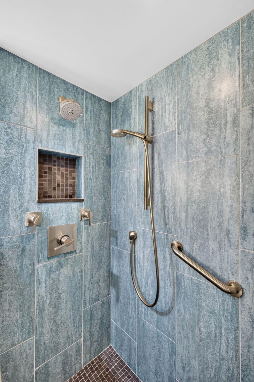 777 Bayshore Drive, Unit 701, Fort Lauderdale, FL 33304 Photo