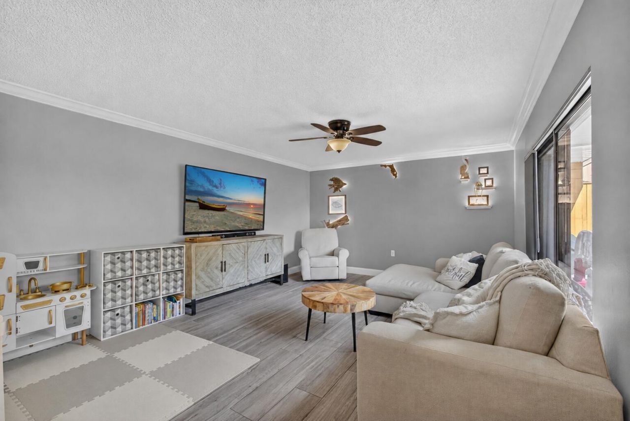 3202 Meridian Way N, Unit A, Palm Beach Gardens, FL 33410 Photo