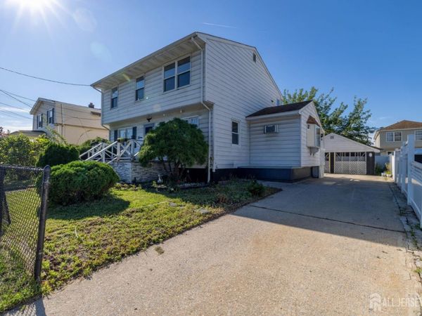 15 Clinton Avenue , Keasbey, NJ 08832