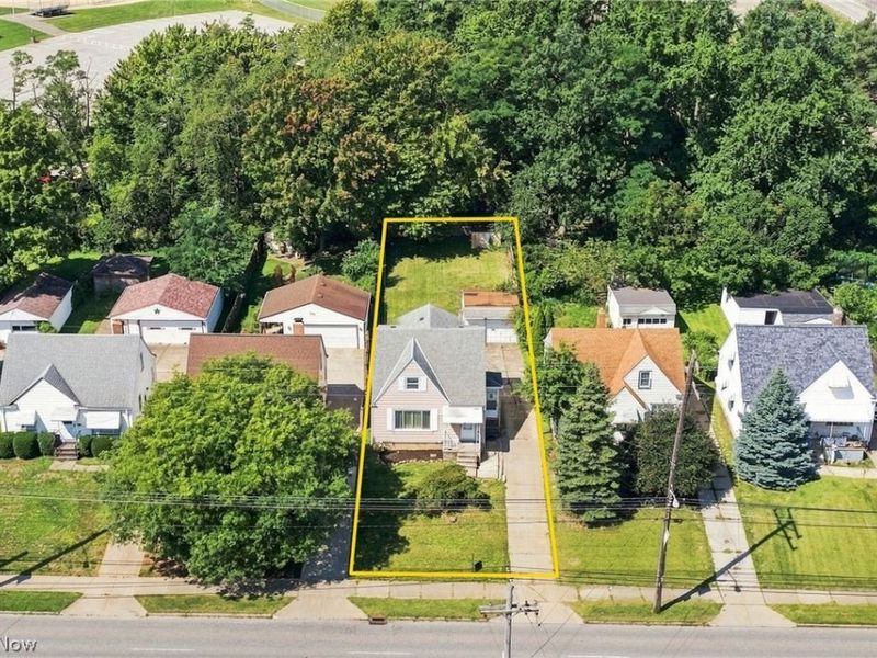 6352 State Road, Parma, OH 44134 Photo 2