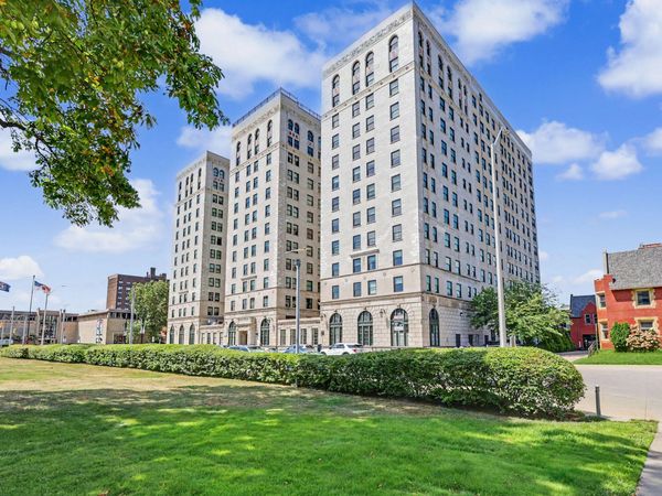15 E Kirby Street, Unit 426, Detroit, MI 48202
