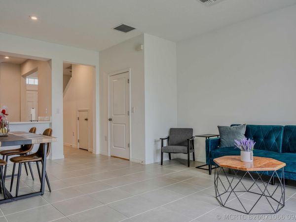 6249 FAIRMONT Lane , Palmetto, FL 34221