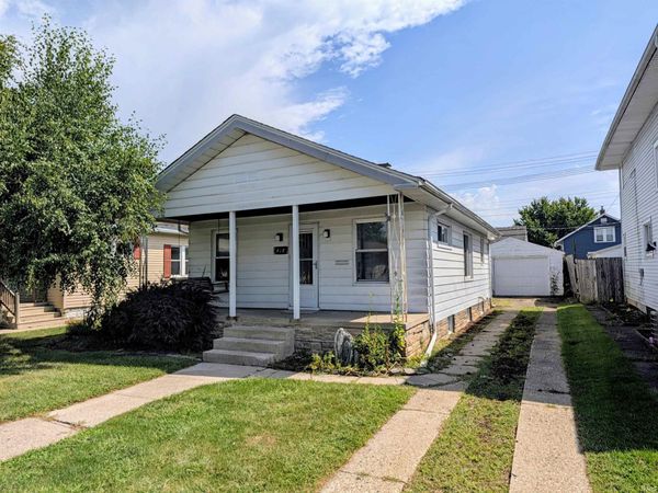 418 N State Street, Mishawaka, IN 46544