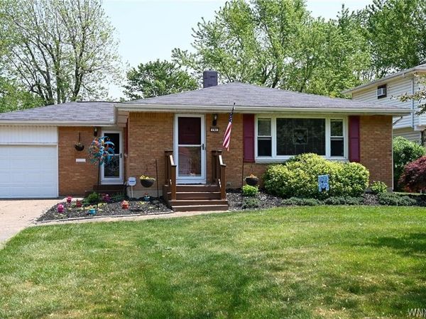 191 Clearfield Drive , Buffalo, NY 14221