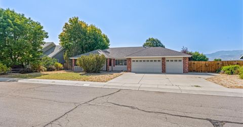 2872 Sierra Manor Drive, Minden, NV 89423 Photo