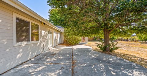2872 Sierra Manor Drive, Minden, NV 89423 Photo