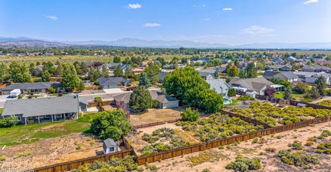 2872 Sierra Manor Drive, Minden, NV 89423 Photo
