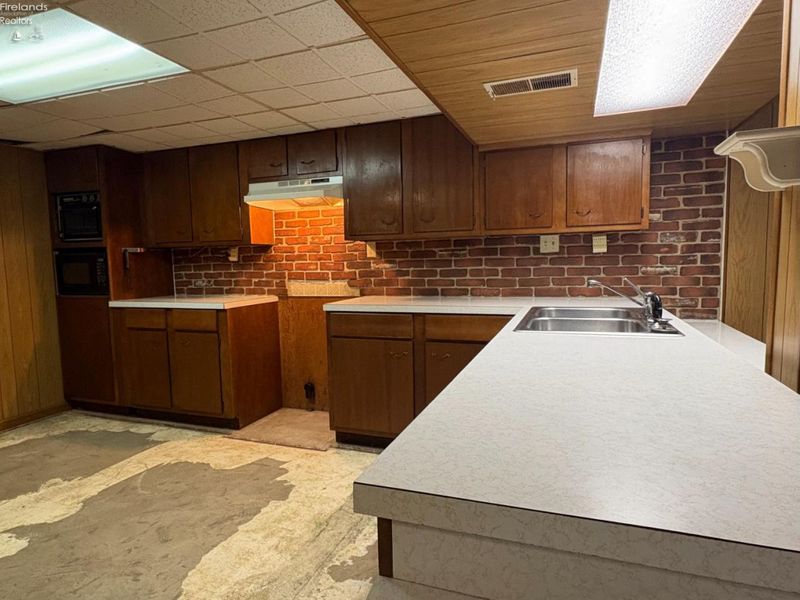 104 N Main Street, Attica, OH 44807 Photo 31
