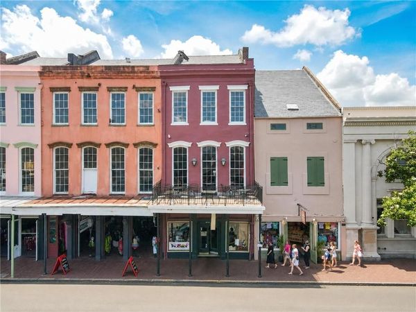 933 DECATUR Street, New Orleans, LA 70116