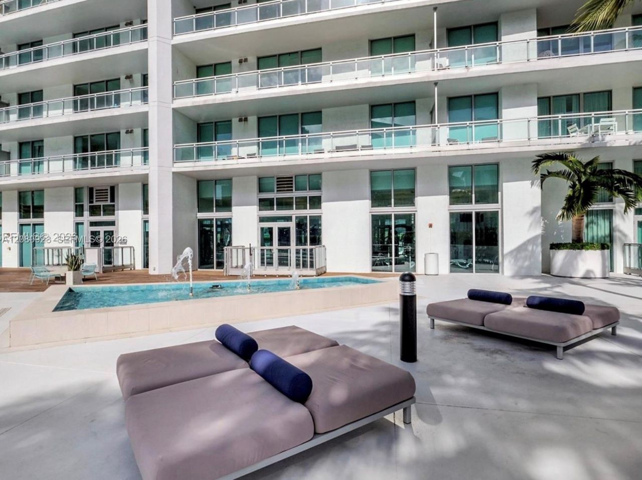 90 SW 3rd St , Unit 2210, Miami, FL 33130 Photo