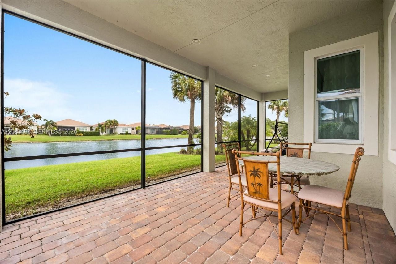 20028 SW Caserta Way, Port Saint Lucie, FL 34986 Photo