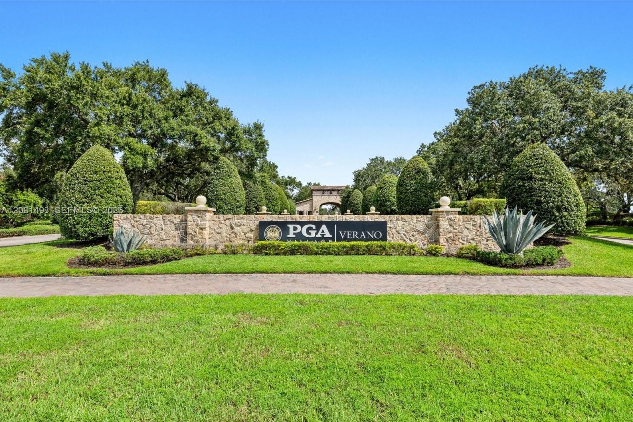 20028 SW Caserta Way, Port Saint Lucie, FL 34986 Photo