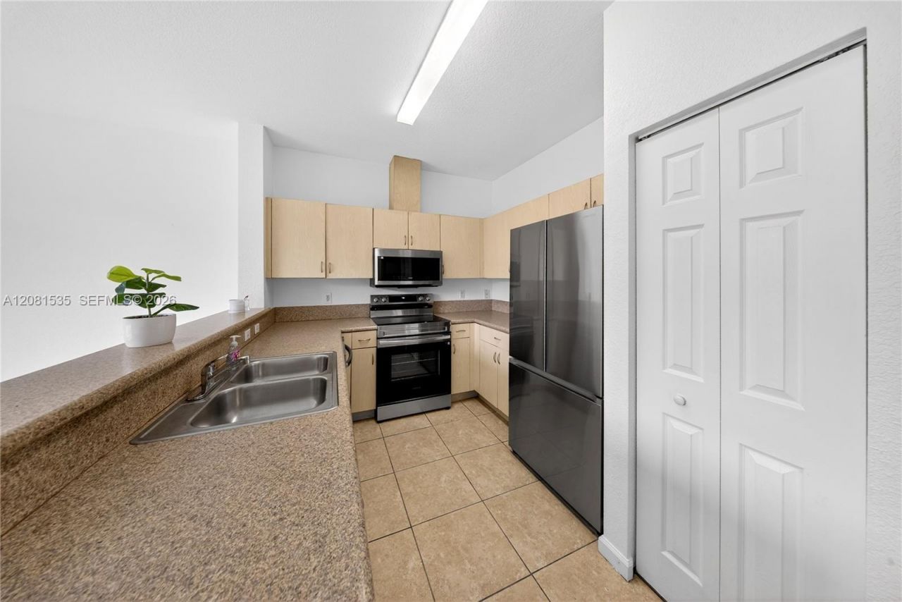 12080 SW 268th St , Unit 28, Homestead, FL 33032 Photo