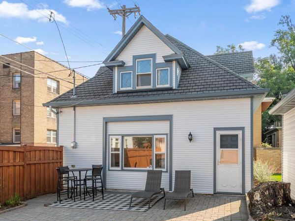 911 Lincoln Avenue, Unit CH, Saint Paul, MN 55105