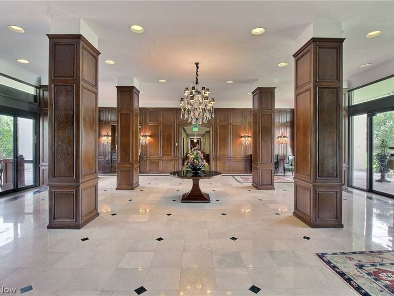 1 Bratenahl Place, Unit 1009, Bratenahl, OH 44108 Photo 15