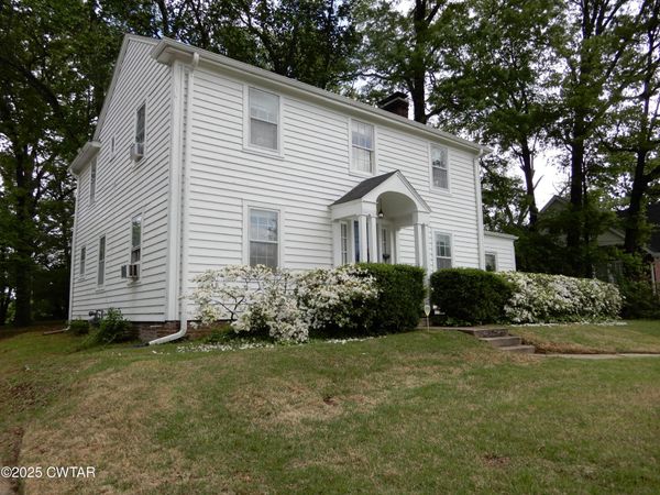 306 Morningside Drive , Jackson, TN 38301