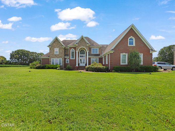 2452 State Route 77 , Atwood, TN 38220