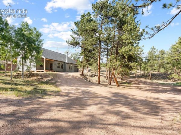 2270 Pikes Peak Drive, Florissant, CO 80816