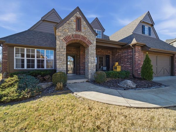 7302 95th Street , Tulsa, OK 74133