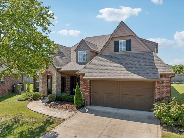 7302 E 95th Street, Tulsa, OK 74133