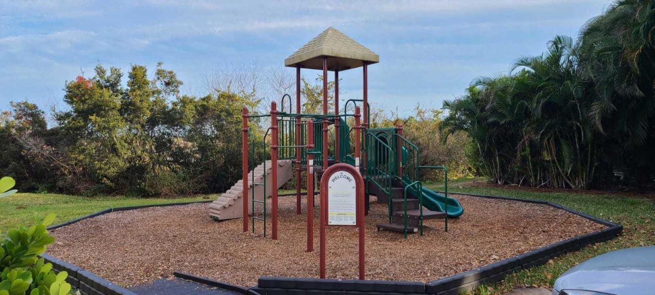 120 SW Peacock Boulevard, Unit 11101, Port Saint Lucie, FL 34986 Photo