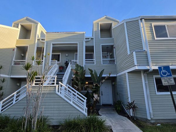 3453 NW 44TH Street, Unit 104, Oakland Park, FL 33309
