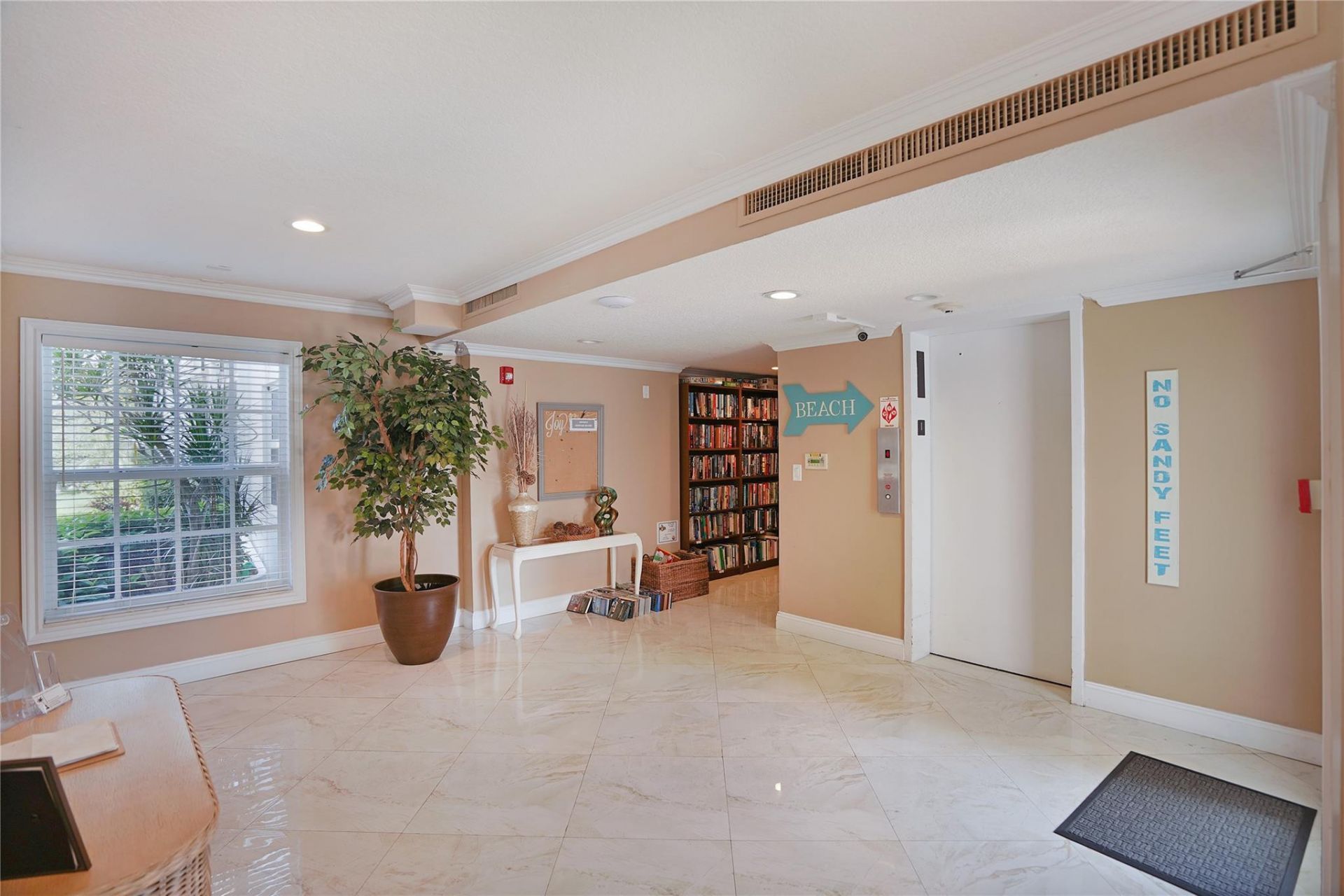 1461 S Ocean Boulevard, Unit 318, Pompano Beach, FL 33062 Photo