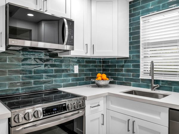 9235 SW 8th Street, Unit 405, Boca Raton, FL 33428