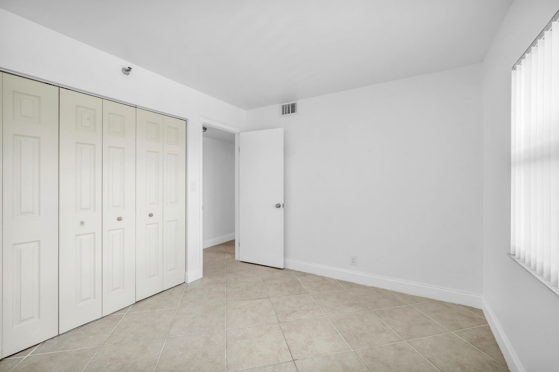 9235 SW 8th Street, Unit 405, Boca Raton, FL 33428 Photo
