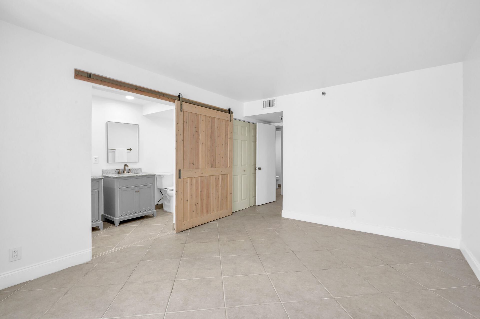 9235 SW 8th Street, Unit 405, Boca Raton, FL 33428 Photo
