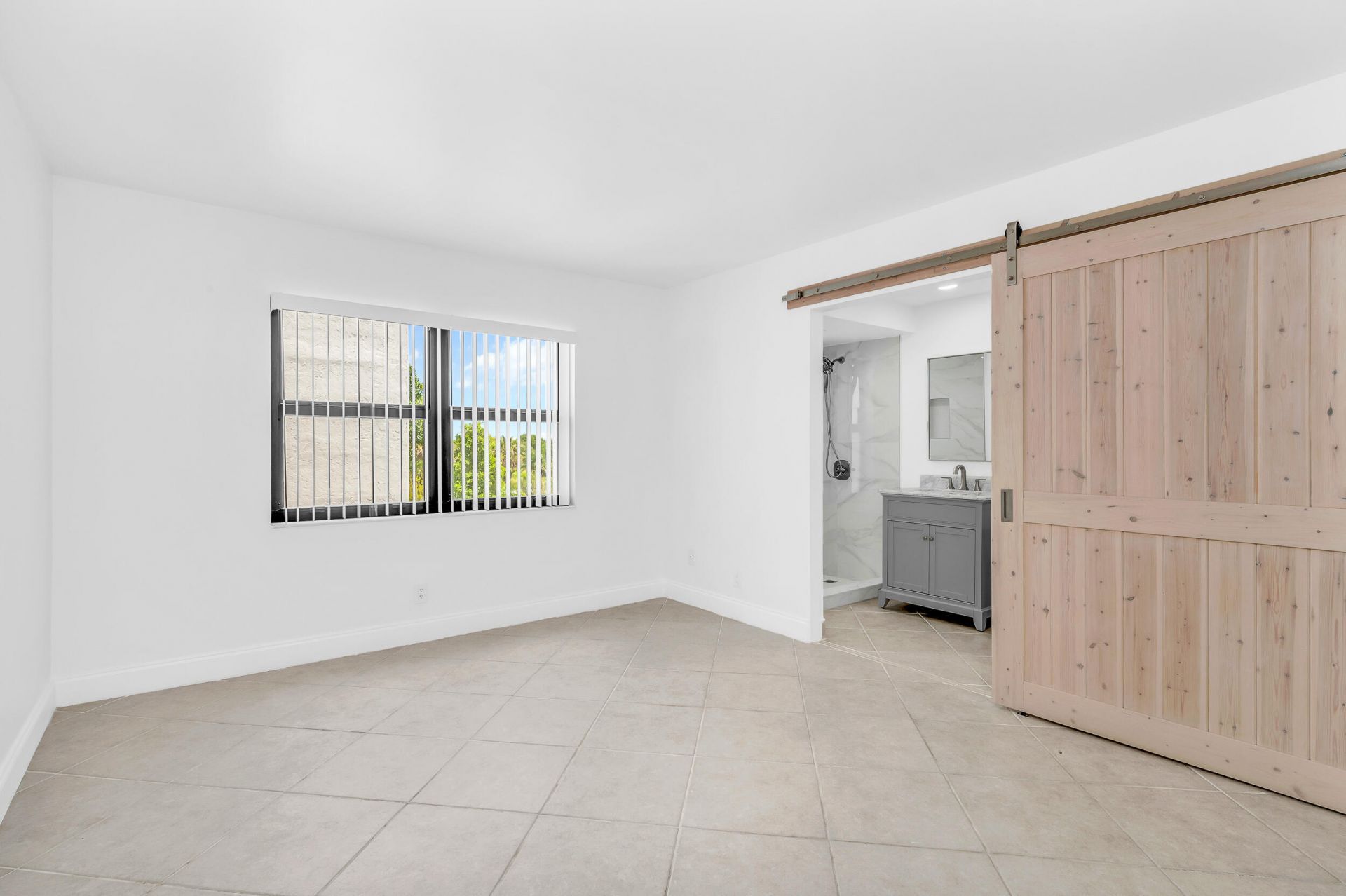 9235 SW 8th Street, Unit 405, Boca Raton, FL 33428 Photo