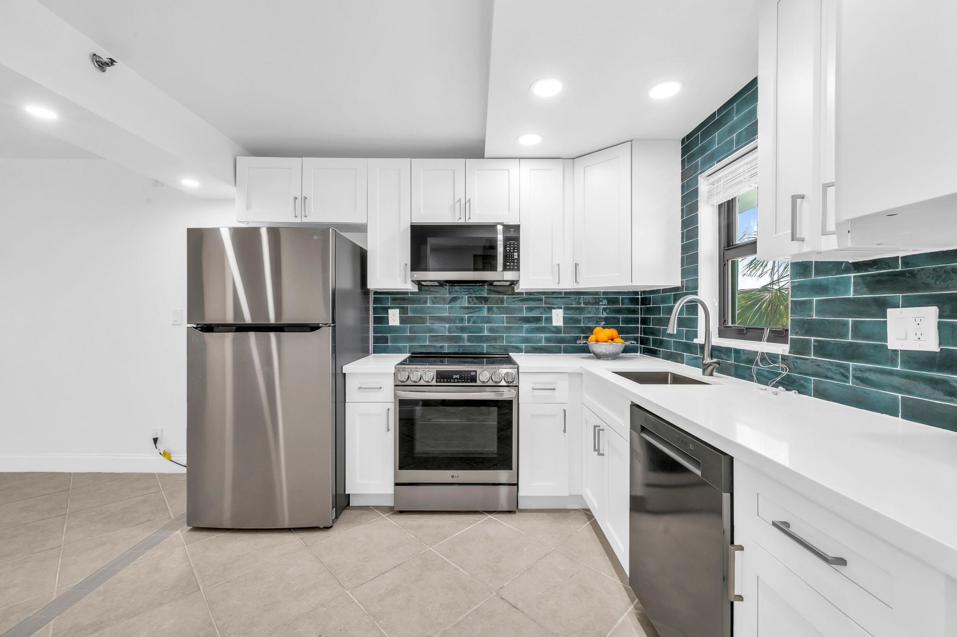 9235 SW 8th Street, Unit 405, Boca Raton, FL 33428 Photo