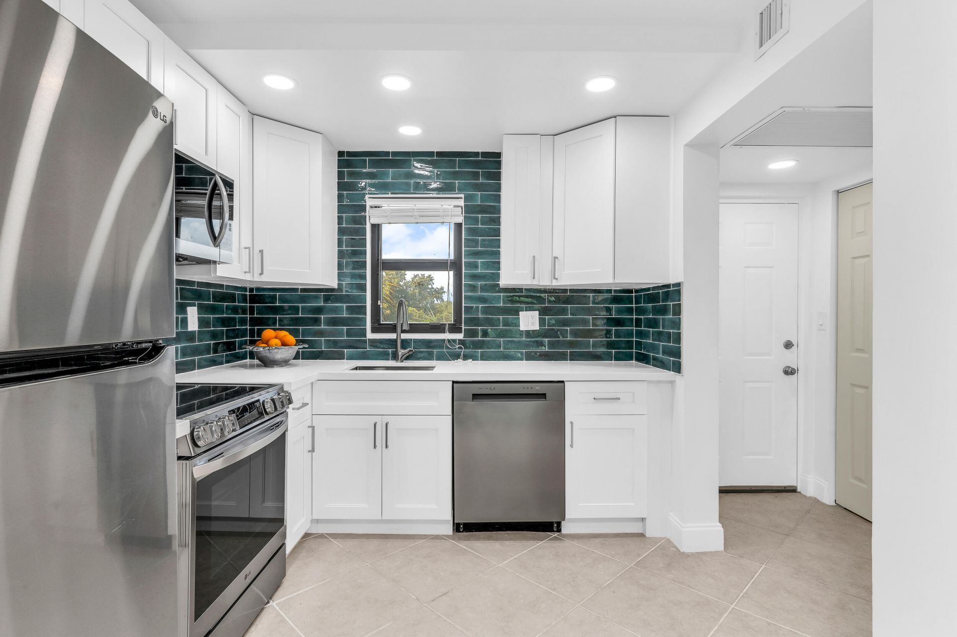 9235 SW 8th Street, Unit 405, Boca Raton, FL 33428 Photo