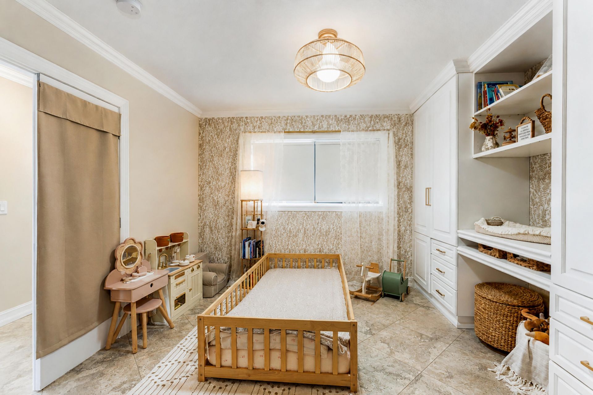 326 Northlake Drive, Unit 201, North Palm Beach, FL 33408 Photo