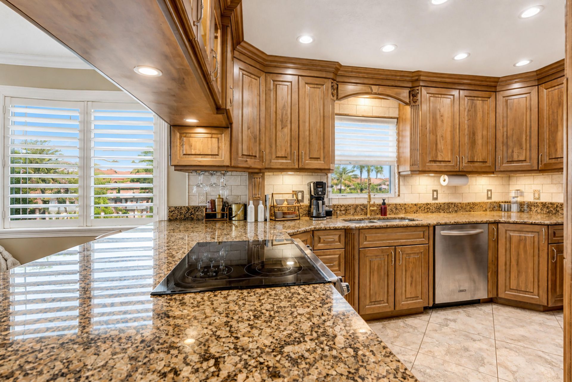 326 Northlake Drive, Unit 201, North Palm Beach, FL 33408 Photo