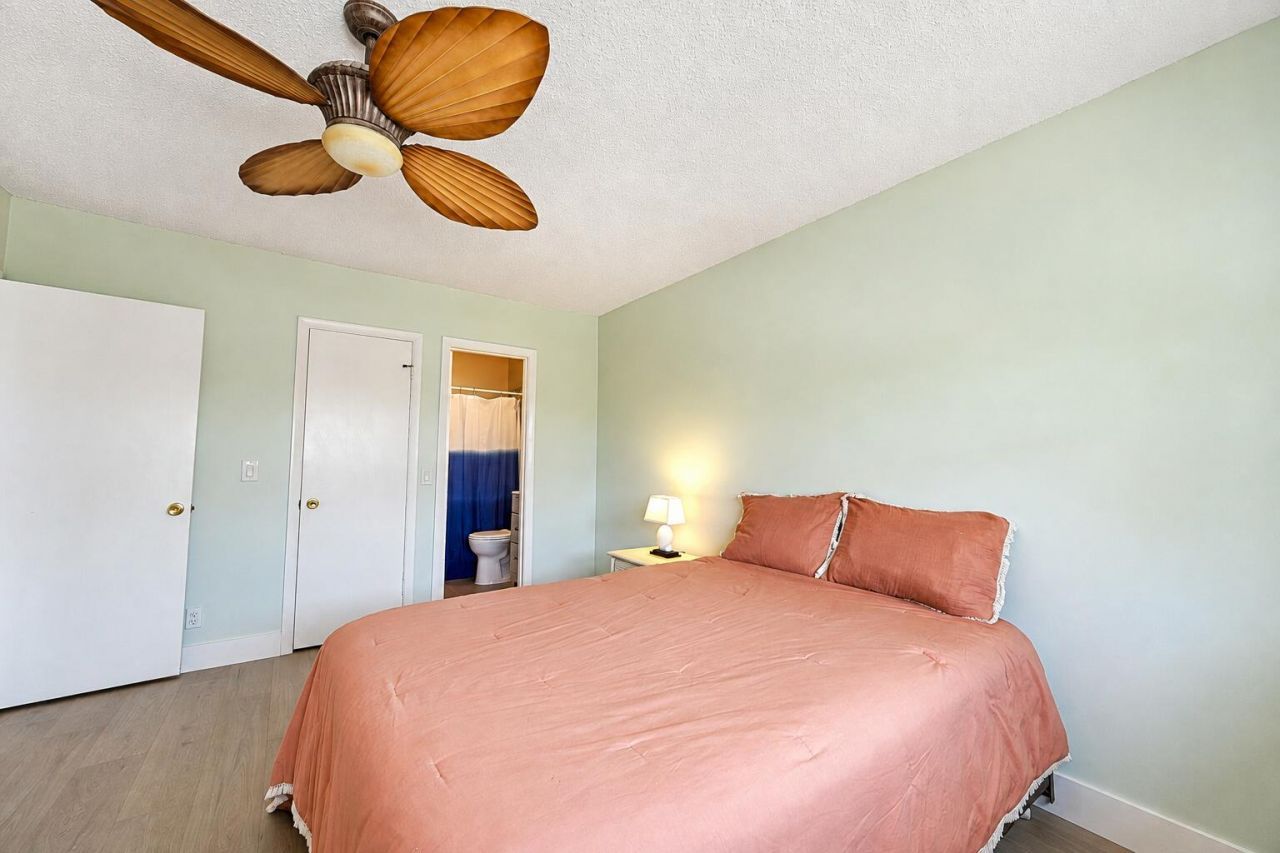 632 Snug Harbor Drive, Unit D18, Boynton Beach, FL 33435 Photo