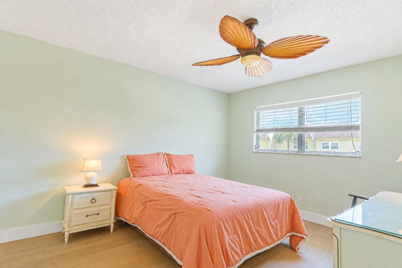 632 Snug Harbor Drive, Unit D18, Boynton Beach, FL 33435 Photo