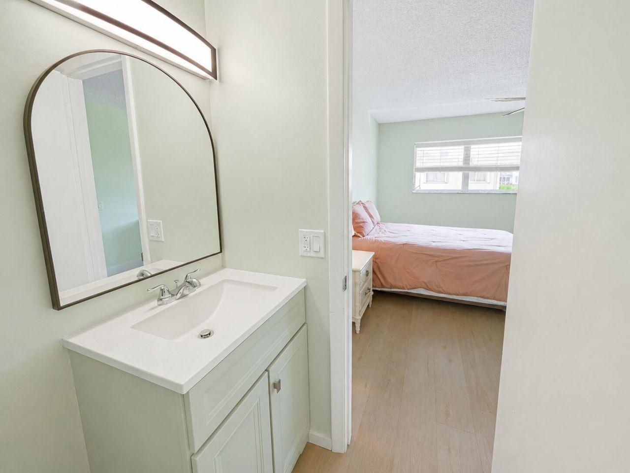 632 Snug Harbor Drive, Unit D18, Boynton Beach, FL 33435 Photo
