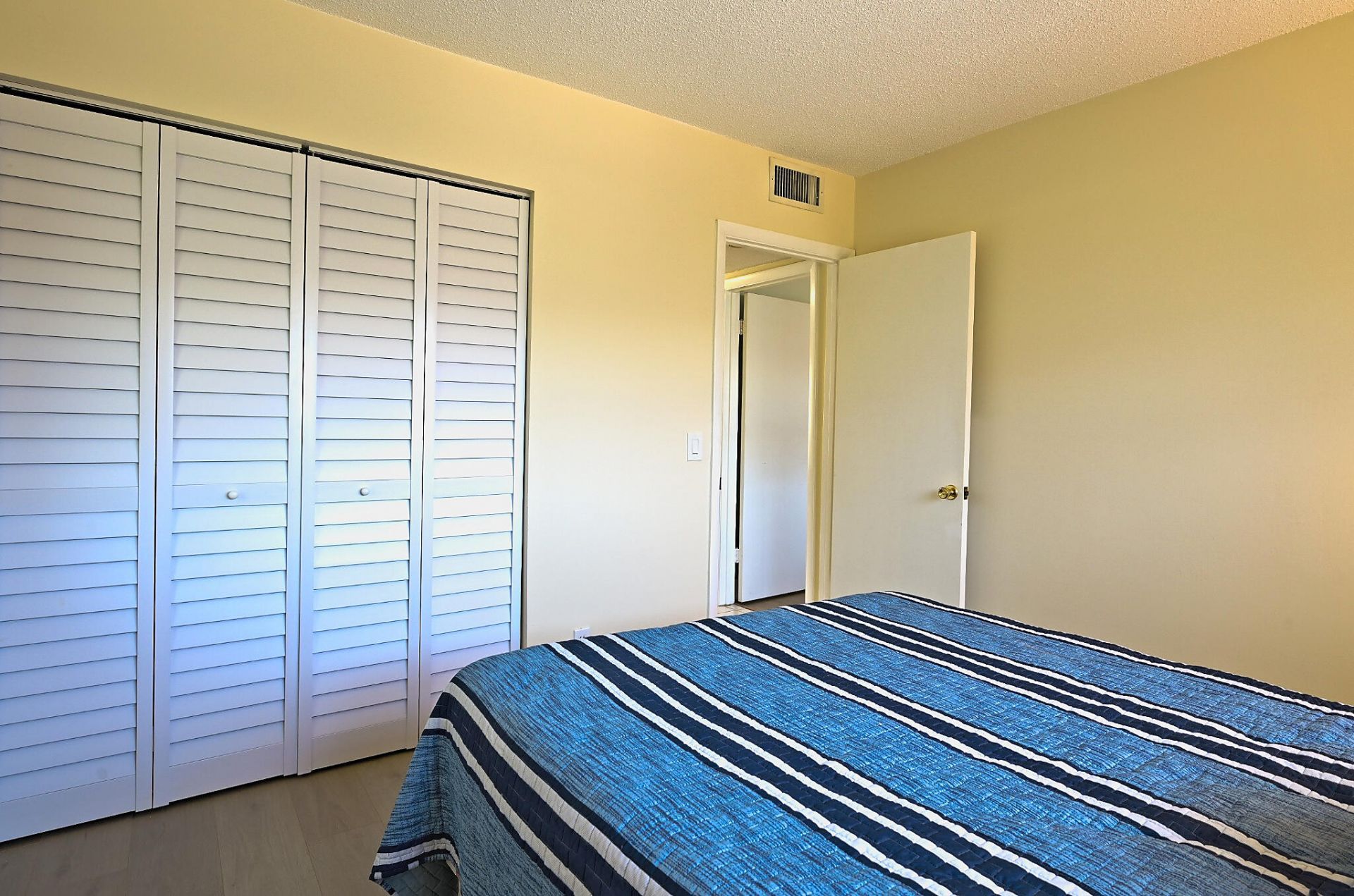 632 Snug Harbor Drive, Unit D18, Boynton Beach, FL 33435 Photo