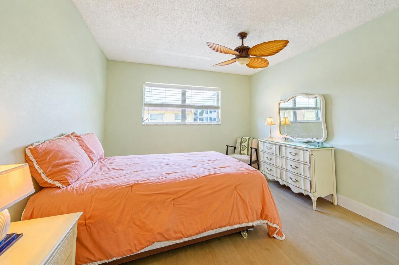 632 Snug Harbor Drive, Unit D18, Boynton Beach, FL 33435 Photo