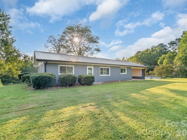 40726 Hearne Road, Unit 3 & 4, New London, NC 28127