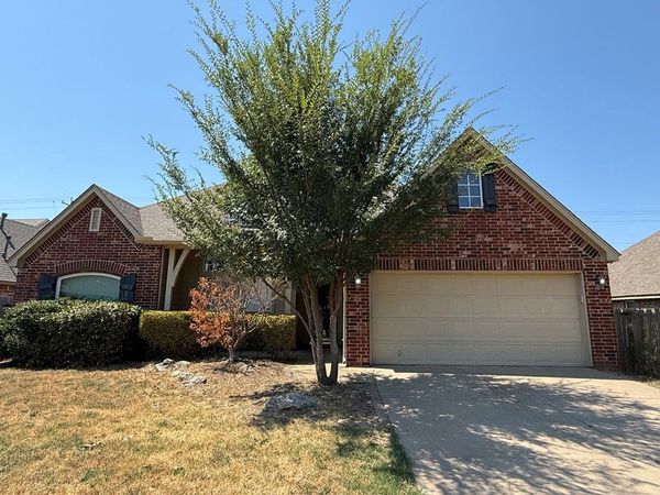 10402 N 114th East Avenue , Owasso, OK 74055