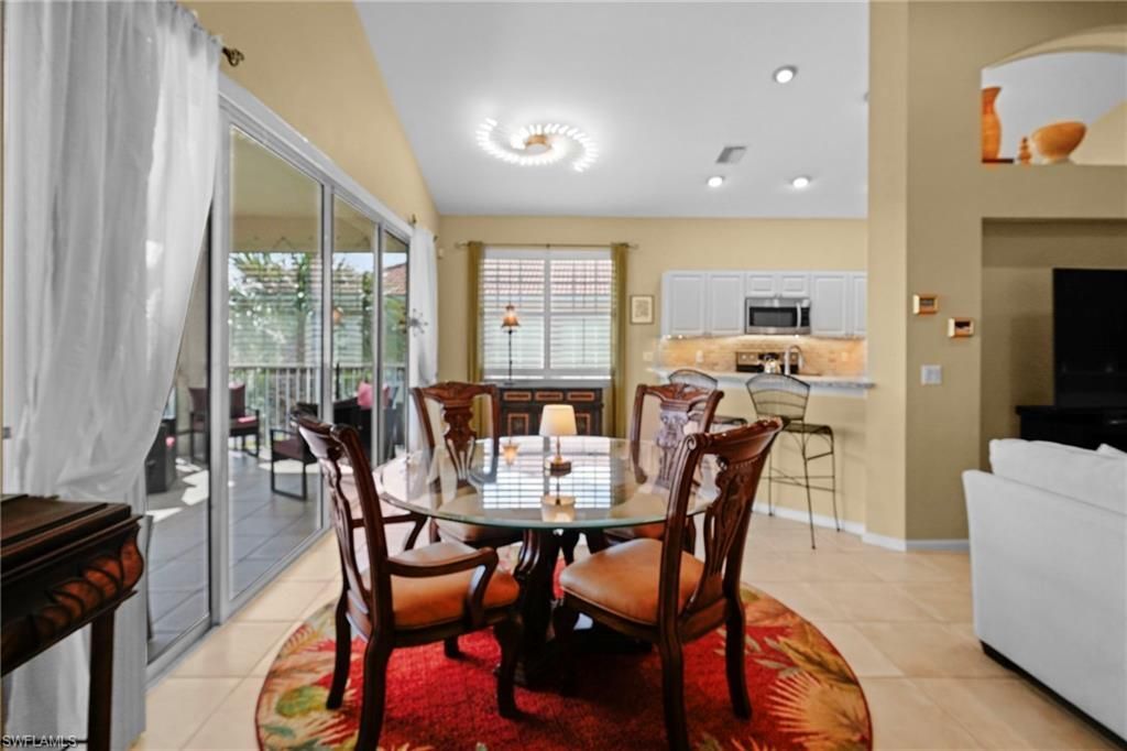 16137 Mount Abbey Way, Unit 202, Fort Myers, FL 33908 Photo
