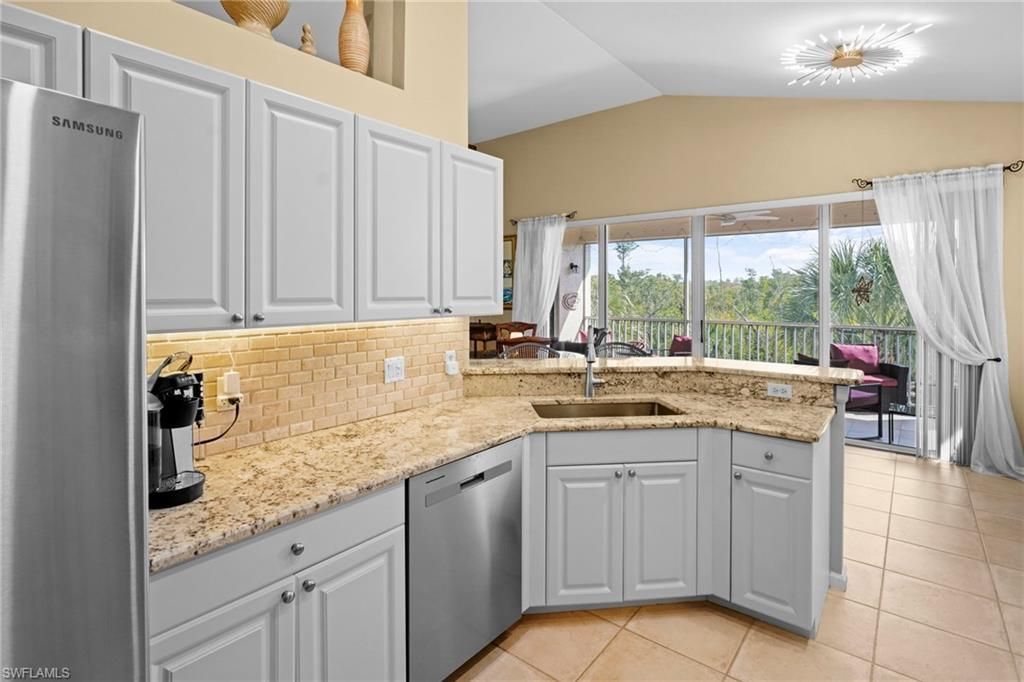 16137 Mount Abbey Way, Unit 202, Fort Myers, FL 33908 Photo