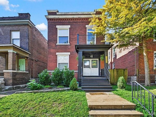 3002 Victor Street, St Louis, MO 63104
