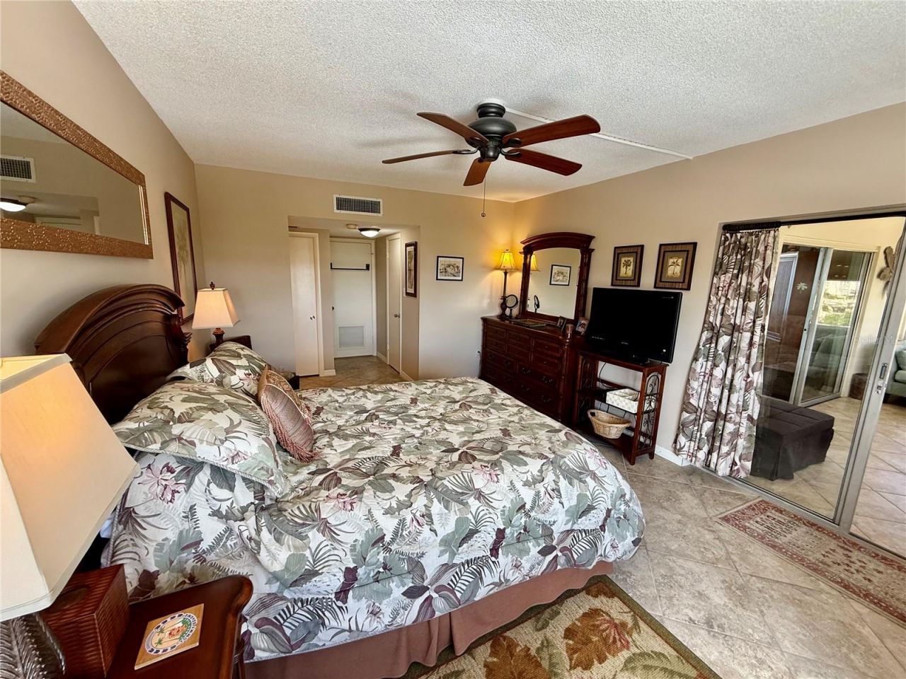 1700 Benjamin Franklin Drive, Unit 9E, Sarasota, FL 34236 Photo