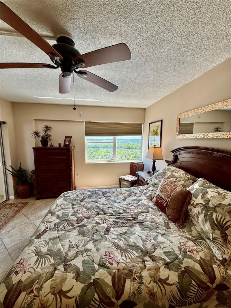 1700 Benjamin Franklin Drive, Unit 9E, Sarasota, FL 34236 Photo